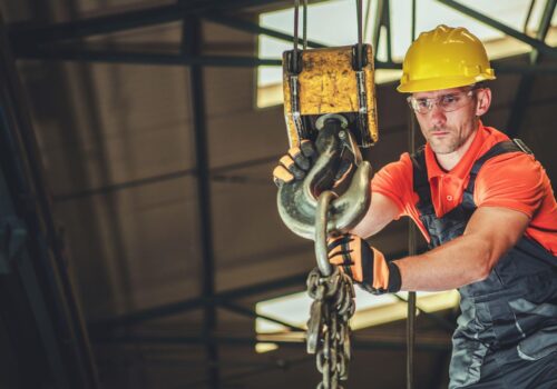 Ein starker Helfer für Hof, Garage und Werkstatt